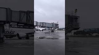 Pese a las lluvias aeropuerto funciona normalmente