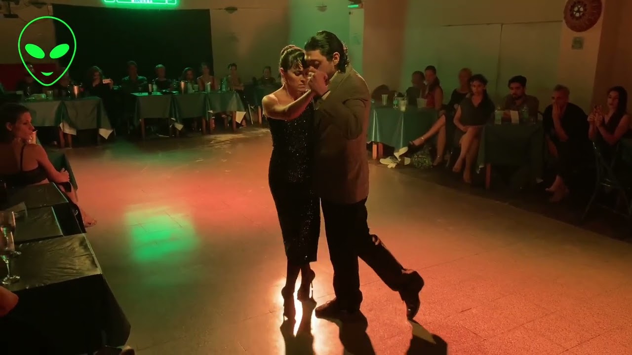 Federico Naveira y Sabrina Masso en Juernes Milonga (2/2)