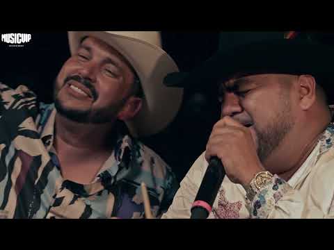 El Mimoso - El Flaco - El Yaki - Julio Preciado - Aunque No Sea Conmigo Te Presumo - Deja