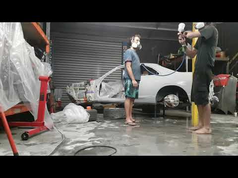 Bd racing, r33 skyline project no 1 , final coat of high build primer