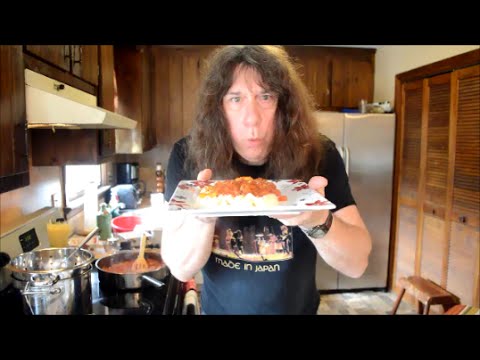 Brutally Delicious: Episode #74 "Spaghetti Bolognese" with Raven