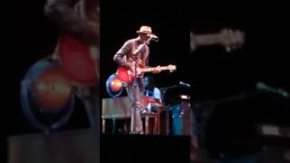 Keb Mo. The door is always open.