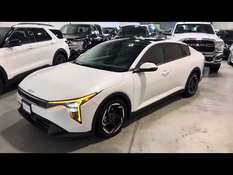 DealerShift - 2025 Kia K4 EX + 