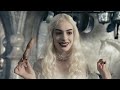 A Cozinha Da Rainha Branca Alice No País Das Maravilhas 2010 Aventura Cena HD
