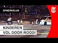Straatracende kinderen bijna in fatale crash