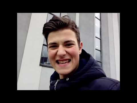 Sta je ba?.Aj naleti😁