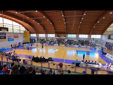 GANDIA 83- 64 PICKEN CLARET