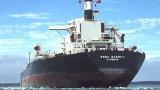 SHIPS ON SOUTHAMPTON WATER - Gill Evans 'La Nevada'