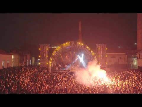 Εισβολέας - Έχω το θέμα μου (Live Video)