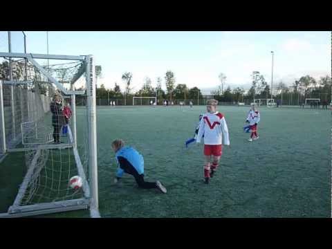 Kamerik E1 - NSV 46 E1 Yoeri scoort