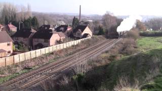 preview picture of video 'The Cathedrals Express - 44871 & 45707 - Ponthir - 29/11/14'