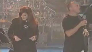 PHIL COLLINS &amp; LAURA PAUSINI - THE SAME MOON - Legendado