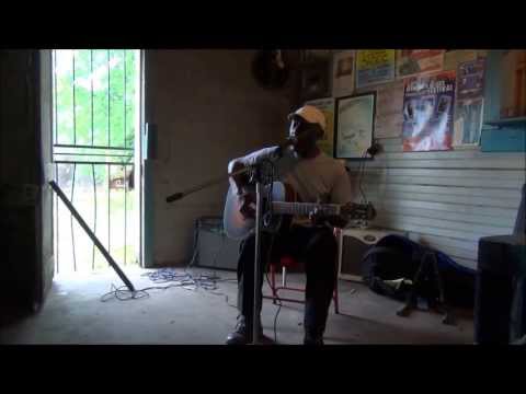 Jimmy "Duck" Holmes - Live at the Blue Front Café, Bentonia Mississippi
