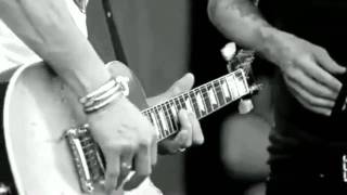 Crucify the Dead - Slash &amp; Ozzy Osbourne (HD)