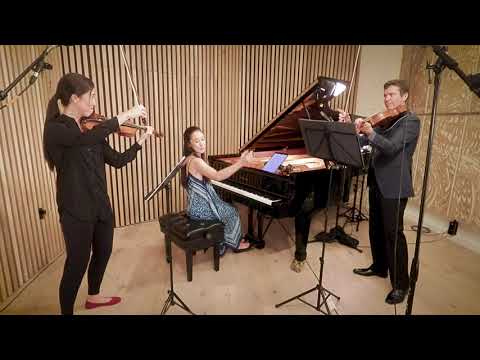 Shostakovich Five Pieces: II. Gavotte