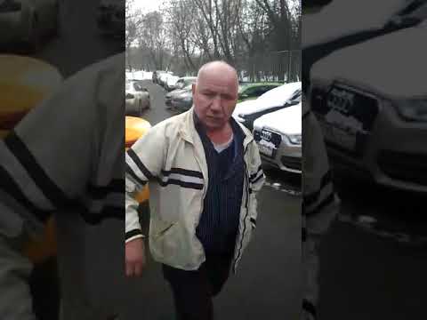 Пьяный водитель такси в Москве