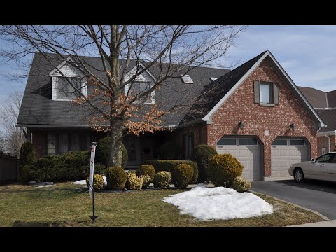 Amy & Marty Fraser, Bosley Real Estate - 35 Falcon Court, Cambridge, ON