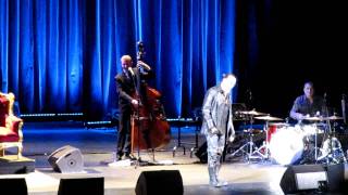 GUIDE ME HOME (de F.Mercury) - Florent Pagny - Palais des congrés (Paris) 18/11/2011