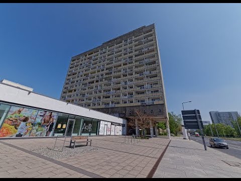 Das Hochhaus "Der Sozialismus siegt"