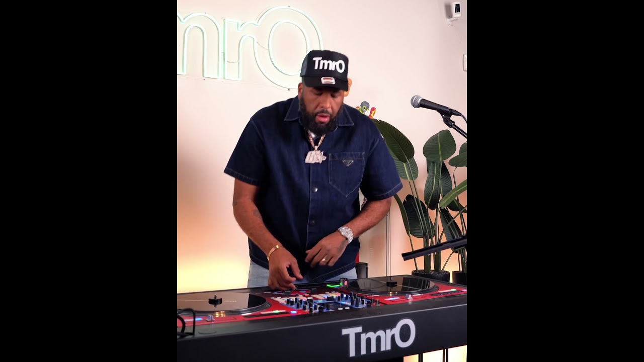 What Classic Sample Is This?👀 #samples #oldschool #hiphop #dj #djmix