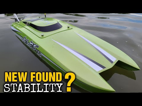 Low Speed Flip Fixed Veles 29 - LCG Battery Position Testing Rc Catamaran