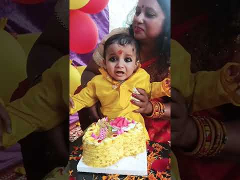 Vedansh annaprashan cake cutting #shortsfeed #love #shortsvideo #shorts #shortsviral #viralshorts