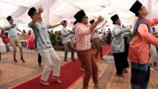 Download lagu Azpirasi - Joget to the moon wedding SURPRISE! mp3