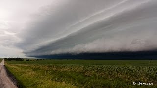 preview picture of video 'Shelf Cloud Approaching Cedar Rapids, Iowa'