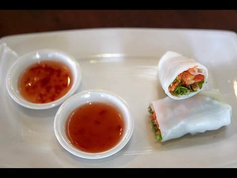 How to make Vietnamese rice paper, Red Bridge Cooking School