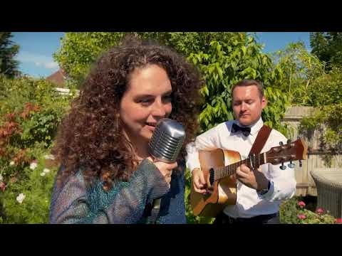 London Roaming Band License To Roam performing Everywhere - AliveNetwork.com