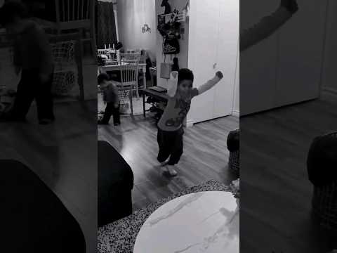 golazo del siglo 🫡😅 #hijos #niños #riquelme #boca #fútbol #Argentina  #golazo # tirolibre #crack