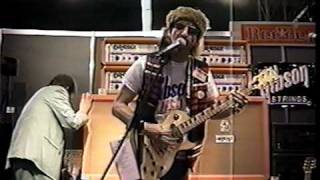 Joe Walsh jams at NAMM 1994 Gibson Les Paul