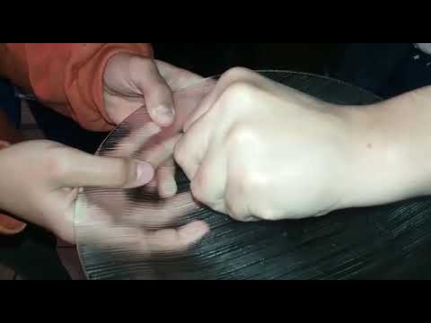 Quebrando o ovo😂😂 Parte I