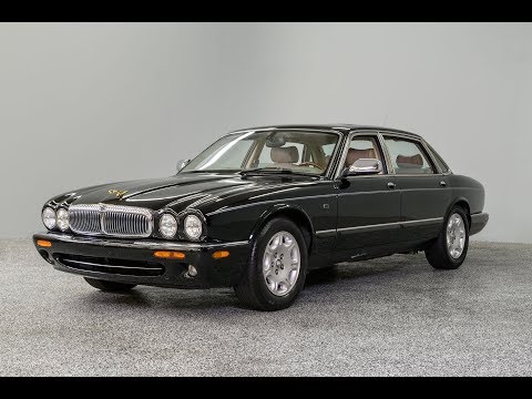 2002 Jaguar XJ8 (CC-1239926) for sale in Concord, North Carolina