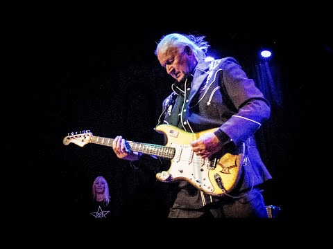 Dick Dale - Misirlou - Guitar Center Sessions