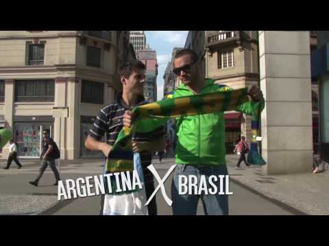 Fábio brazza fazendo a rimas