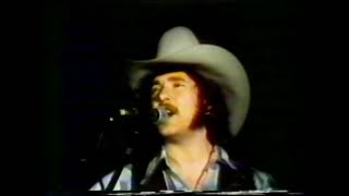 Outlaws - There goes another love song ( Promo Video 1975 Vinyl 33 Rpm Remastered )