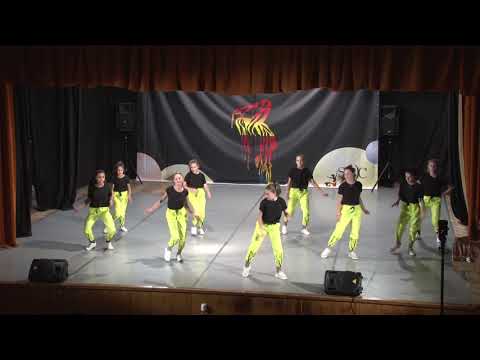 Dansatori UNYKA DANCE, Coregrafie Reggaeton   Grup   Scoala Gimnaziala Izbiceni Olt   Coregraf Busca