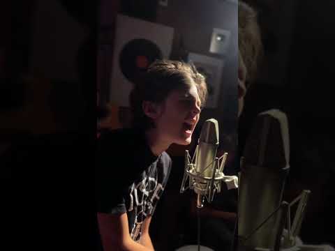 Raized Wrong performs No more Tears by Ozzie