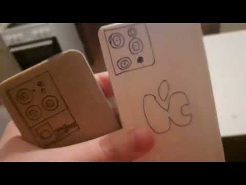 Galaxy S20 Ultra vs iPhone 11 Pro Max DROP Test!