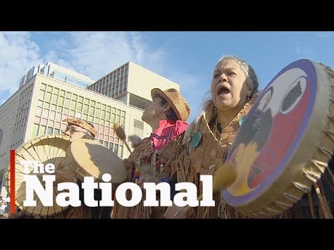 Thousands march in Vancouver's Walk for Reconciliation