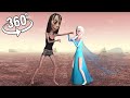 Frozen Elsa vs Momo 😱 360° VR