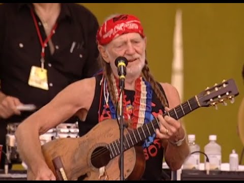 Willie Nelson - Mama Don't Let Your Babies Grow Up To Be Cowboys - 7/25/1999 (Official)
