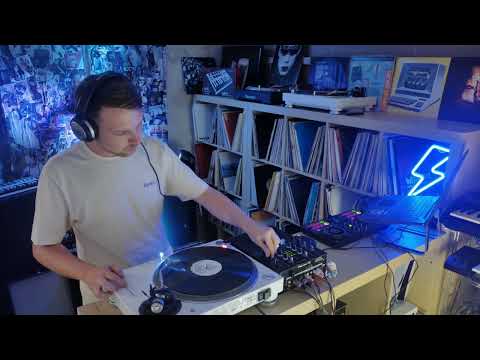 Prignitzer KlangKeller presents:  sit & talk & have some fun - Zax