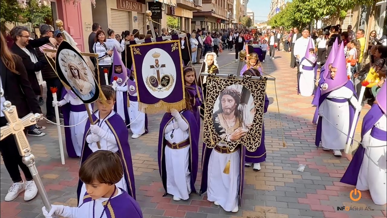 El CEIP María Inmaculada de Águilas vuelve a superarse con la procesión “La Pasión de los Niños”