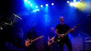 Motor Sister-Head Hanging Low