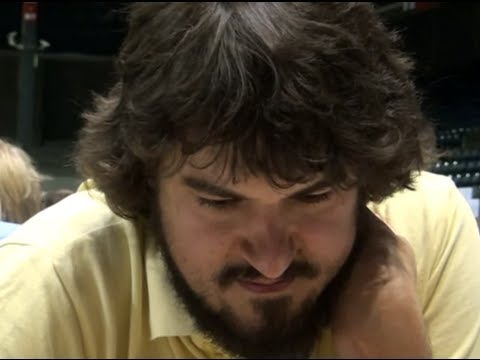 6.12.  IM Grigoriy  Oparin  -  GM Jiří Štoček  ½ - ½