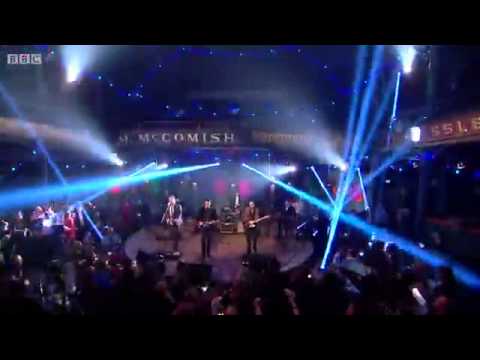 Roddy Hart & The Lonesome Fire - Hogmanay Live 2013 - Bright Light Fever