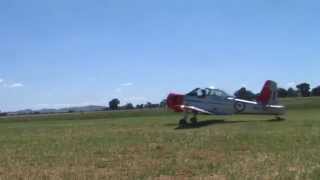 preview picture of video 'Cowra War Birds fly in 2914'