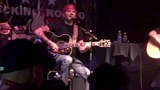 Let Me Just Hold You - Stoney LaRue